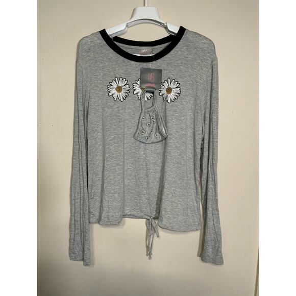 No Boundaries Juniors Women Ringer Tee with Mask Top Shirt Size XL - NWT - Picture 1 of 7